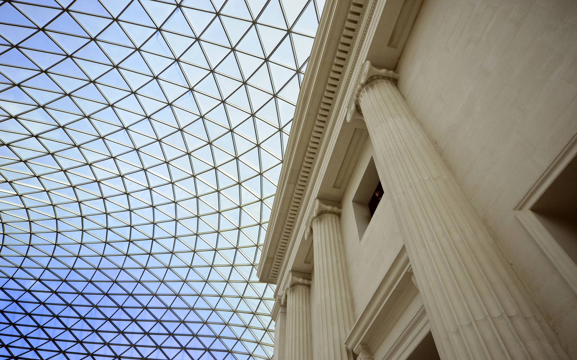 当受益人是美国税务居民时候，国际家庭如何优化家族信托架构？